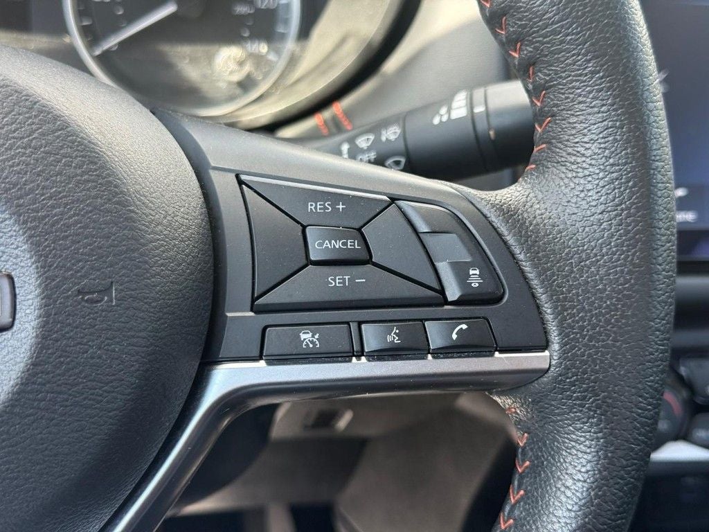 2024 Nissan Versa 1.6 SR