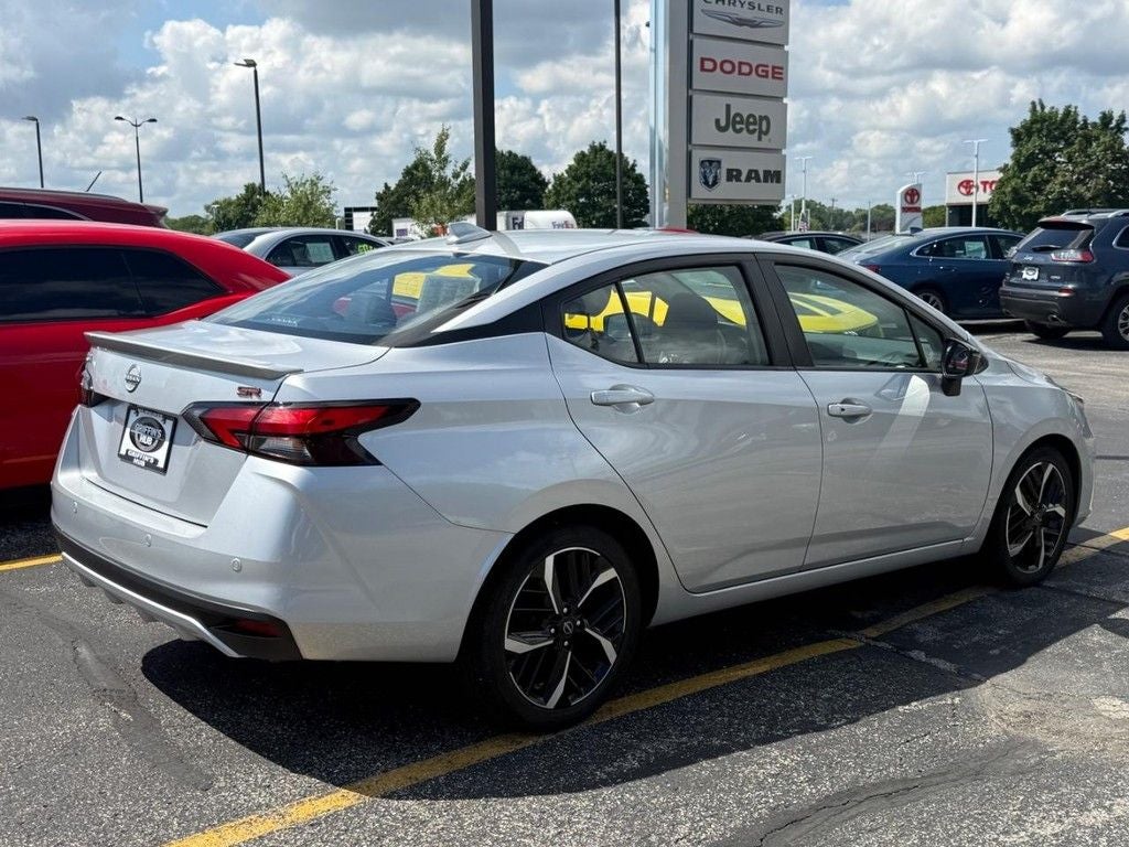 2024 Nissan Versa 1.6 SR