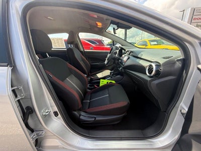 2024 Nissan Versa 1.6 SR