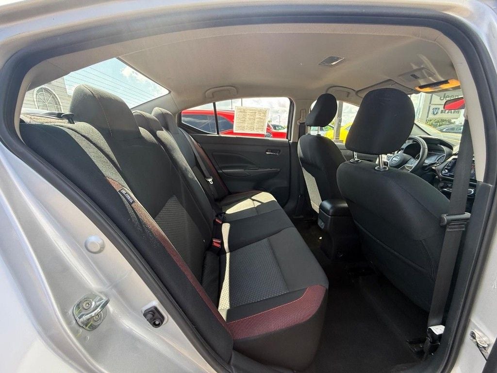 2024 Nissan Versa 1.6 SR