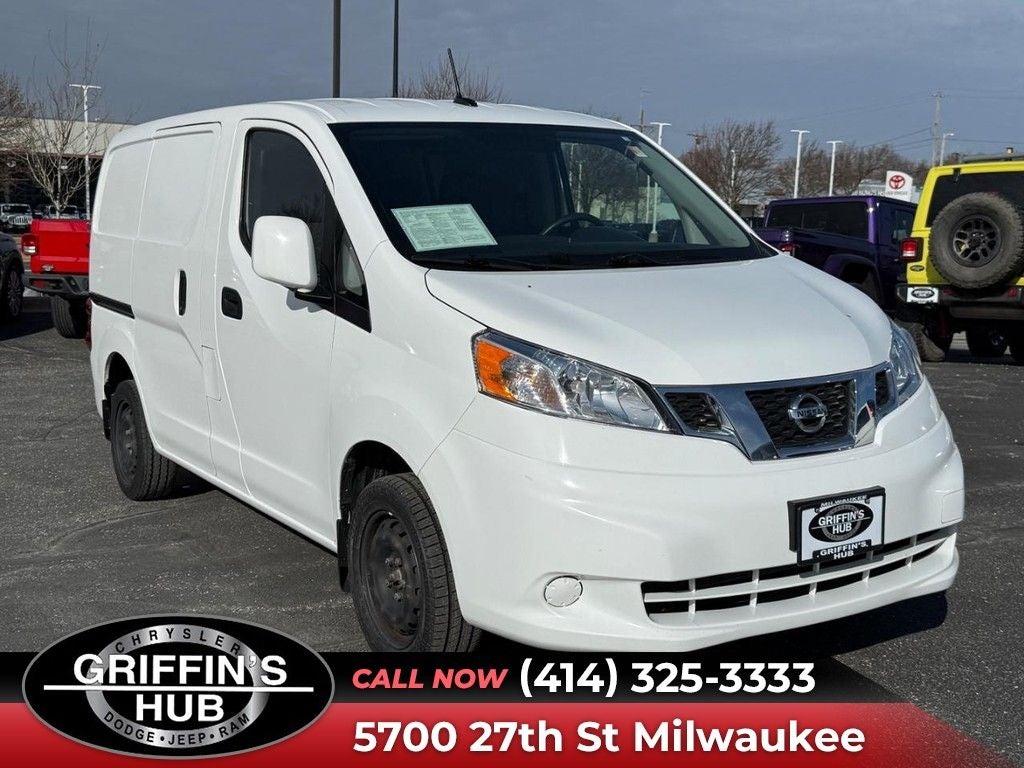 2020 Nissan NV200 SV