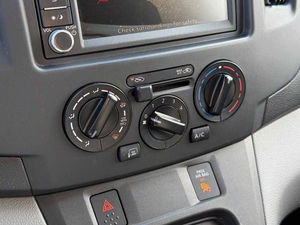 2020 Nissan NV200 SV