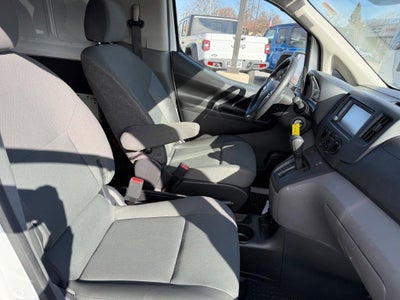 2020 Nissan NV200 SV