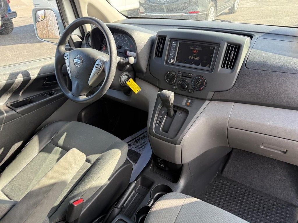 2020 Nissan NV200 SV