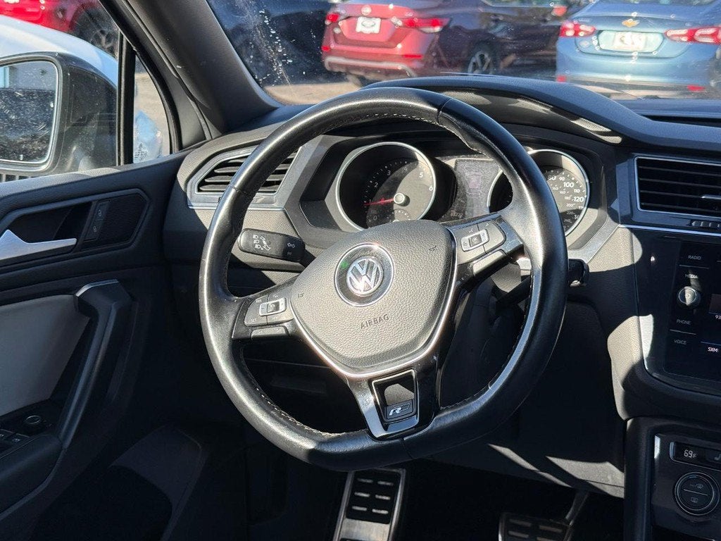 2021 Volkswagen Tiguan 2.0T SE R-Line Black