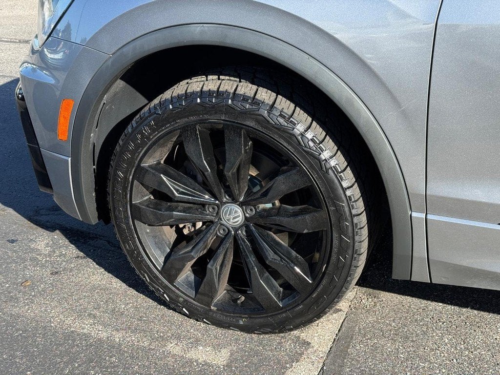 2021 Volkswagen Tiguan 2.0T SE R-Line Black