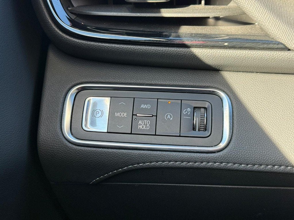 2025 Buick Enclave Preferred NEAR MILWAUKEE WI