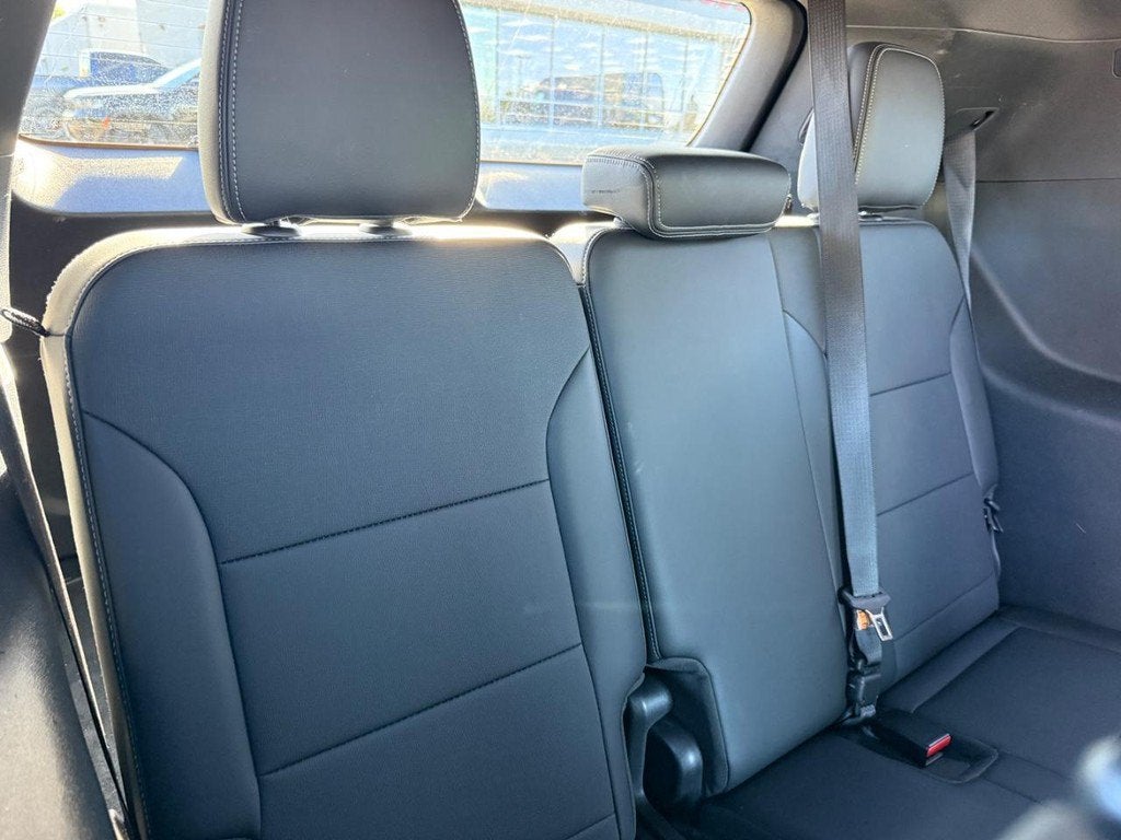 2025 Buick Enclave Preferred NEAR MILWAUKEE WI