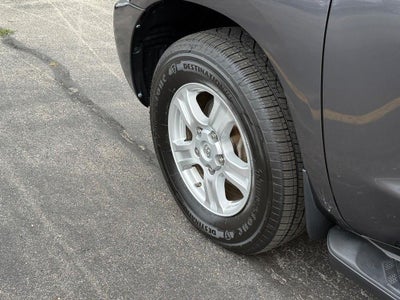 2017 Toyota Sequoia SR5 5.7L