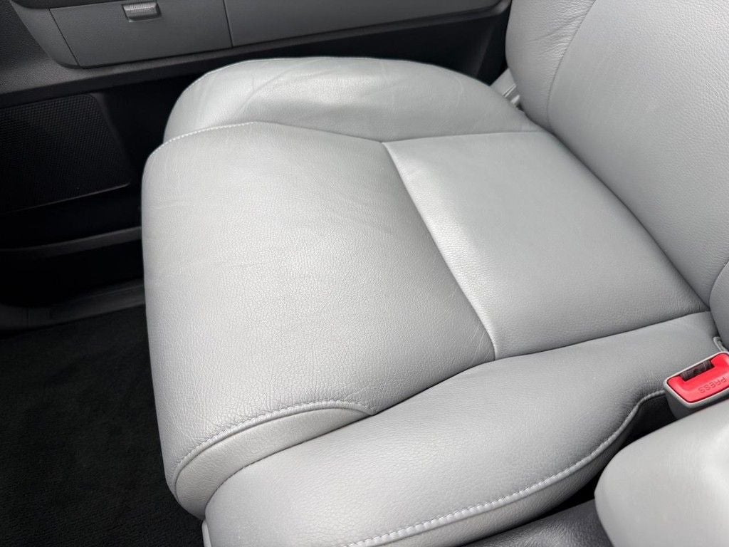2017 Toyota Sequoia SR5 5.7L