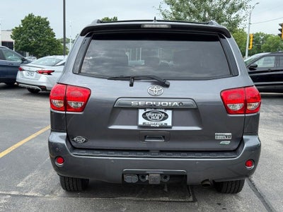 2017 Toyota Sequoia SR5 5.7L