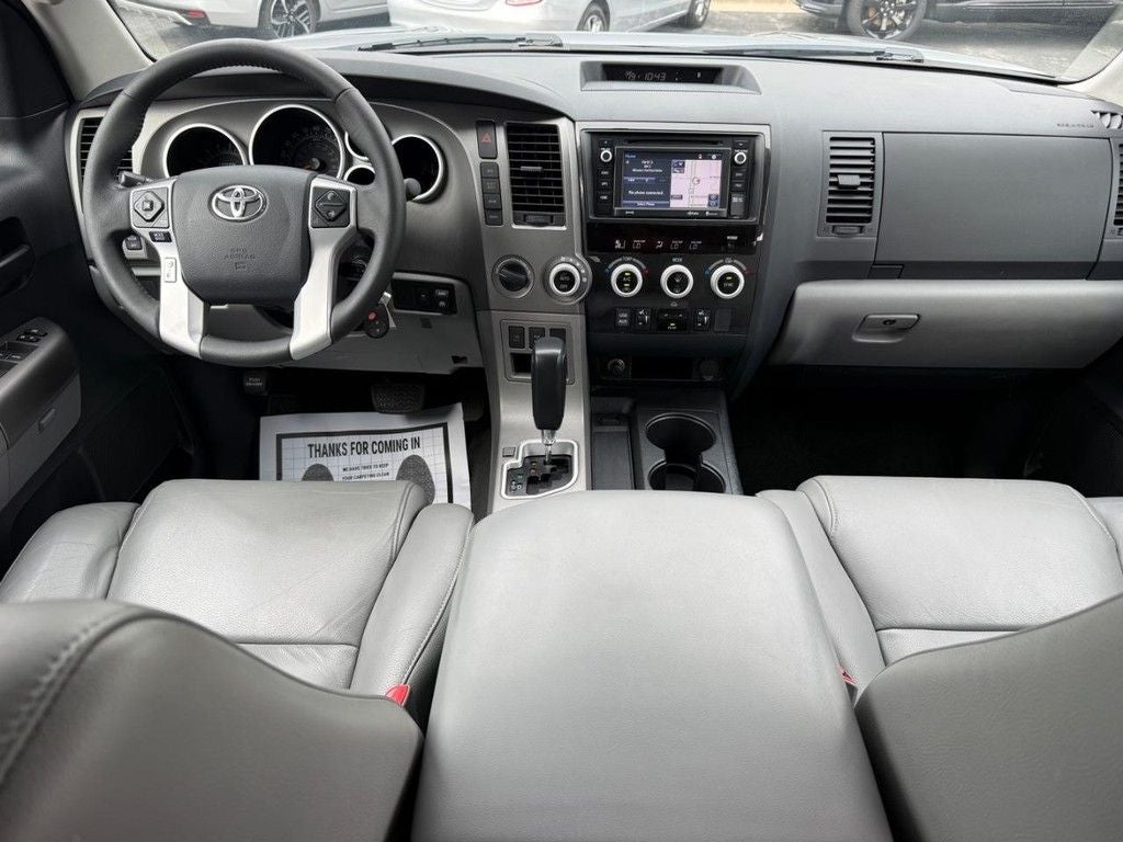 2017 Toyota Sequoia SR5 5.7L