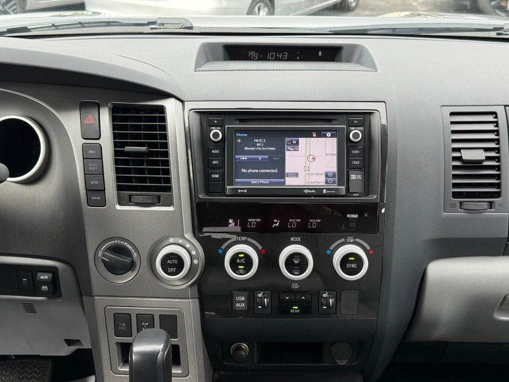 2017 Toyota Sequoia SR5 5.7L
