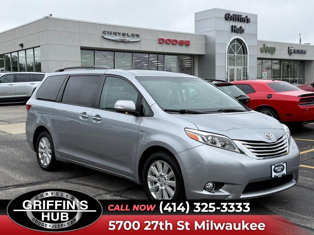 2017 Toyota Sienna Limited 7 Passenger