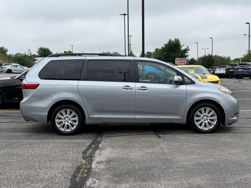 2017 Toyota Sienna Limited 7 Passenger
