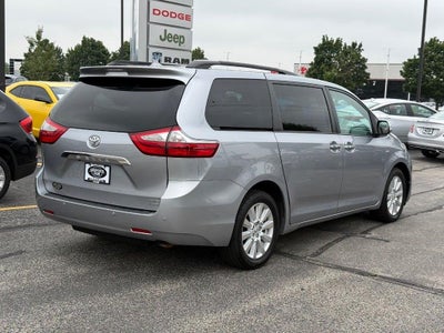 2017 Toyota Sienna Limited 7 Passenger