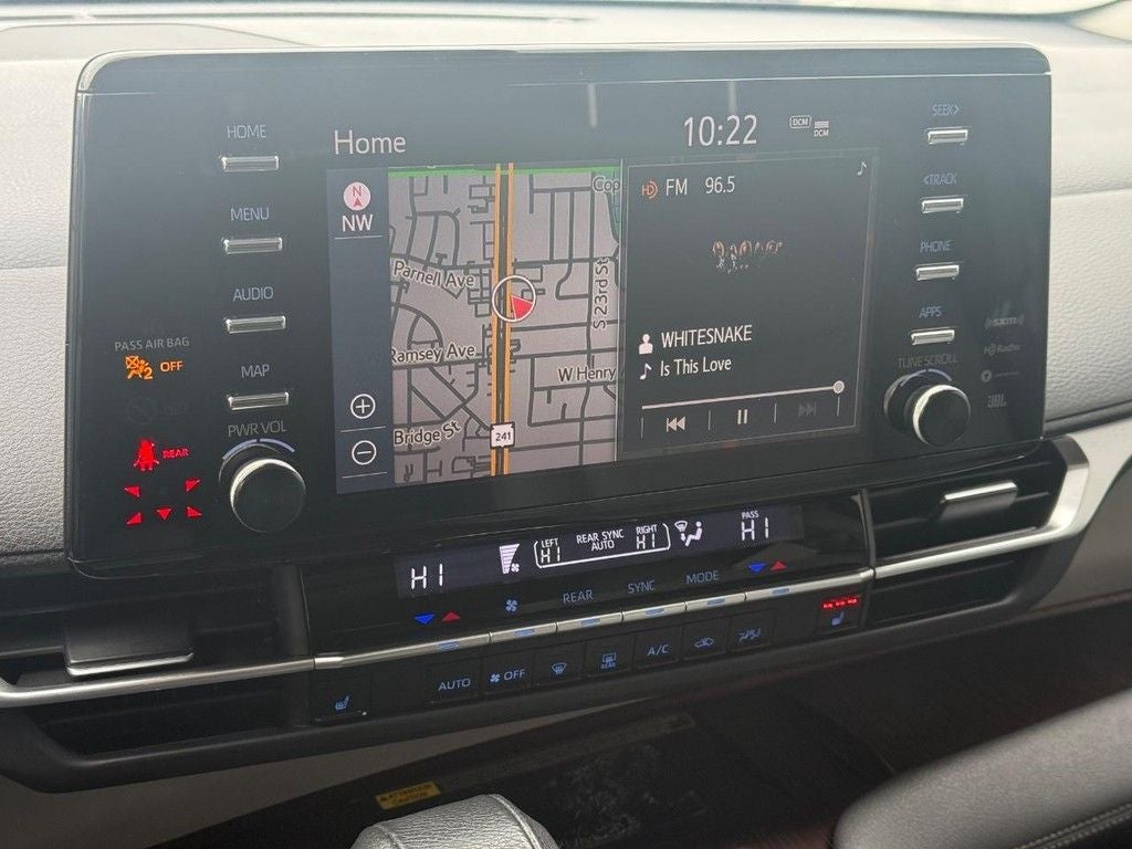 2022 Toyota Sienna XLE