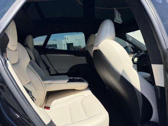 2021 Tesla Model S Plaid