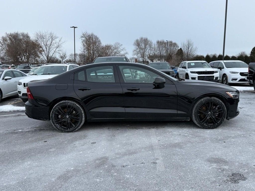 2024 Volvo S60 B5 Plus Black Edition