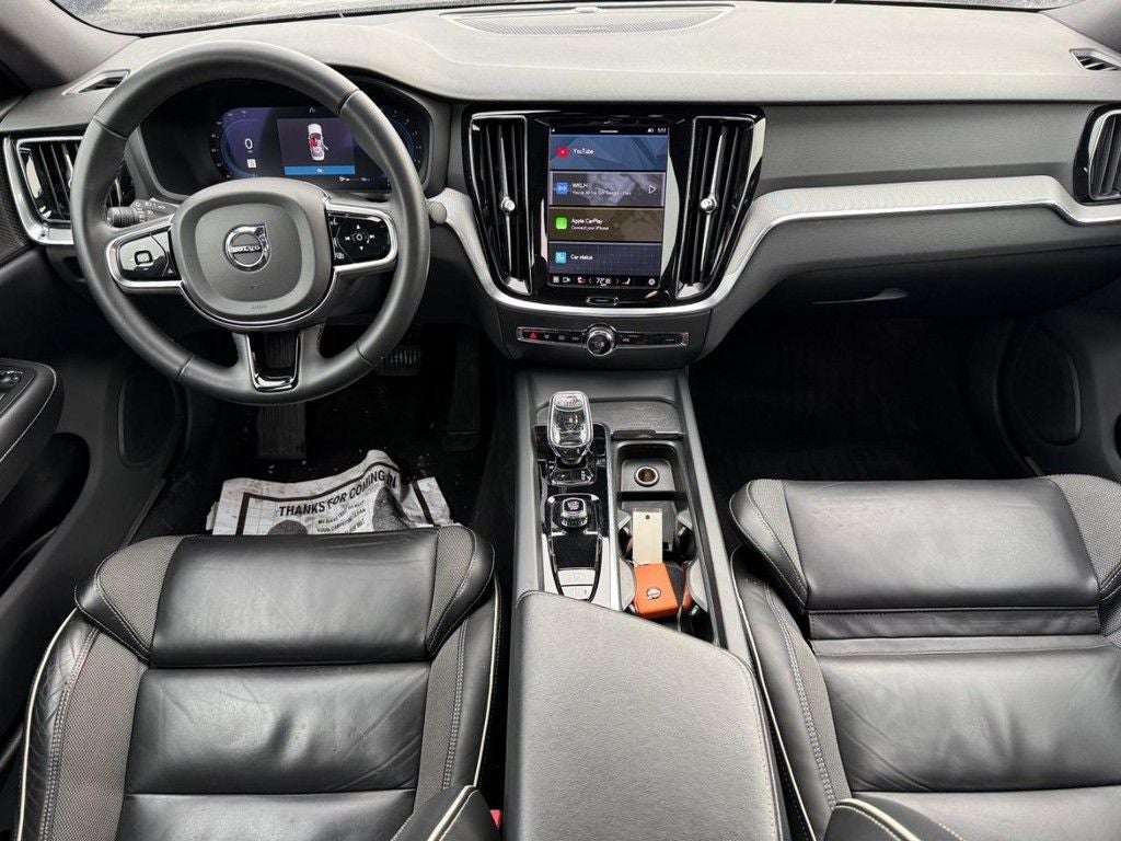 2024 Volvo S60 B5 Plus Black Edition