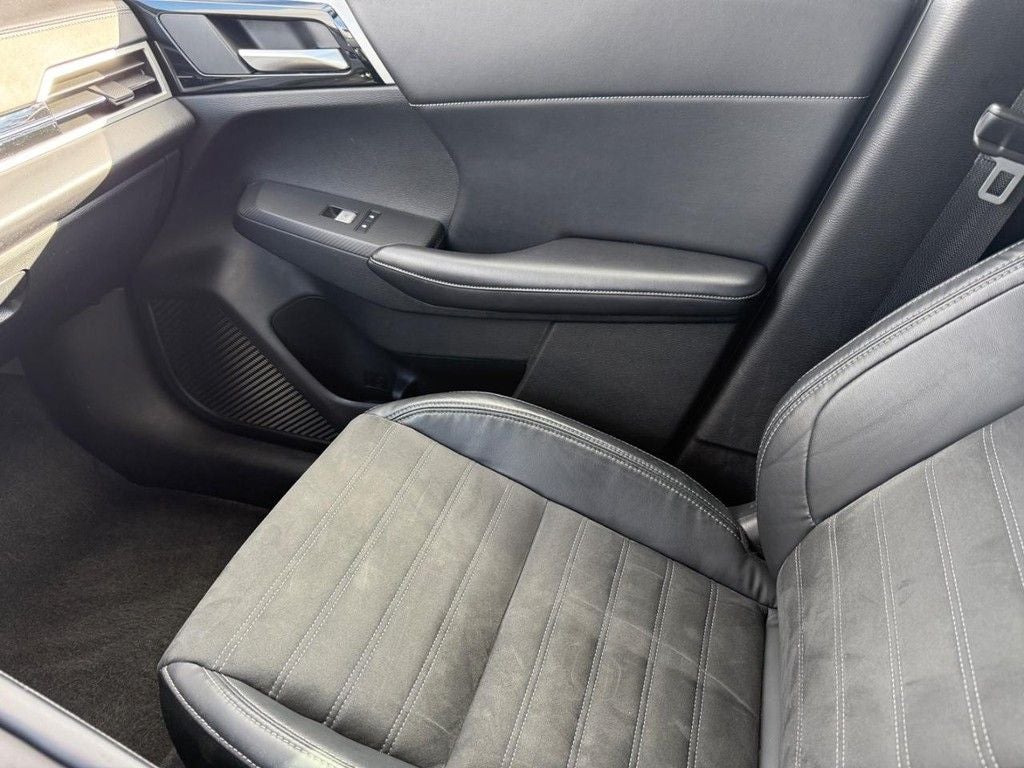 2023 Mitsubishi Outlander SE Black Edition