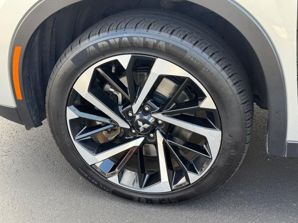 2023 Mitsubishi Outlander SE Black Edition