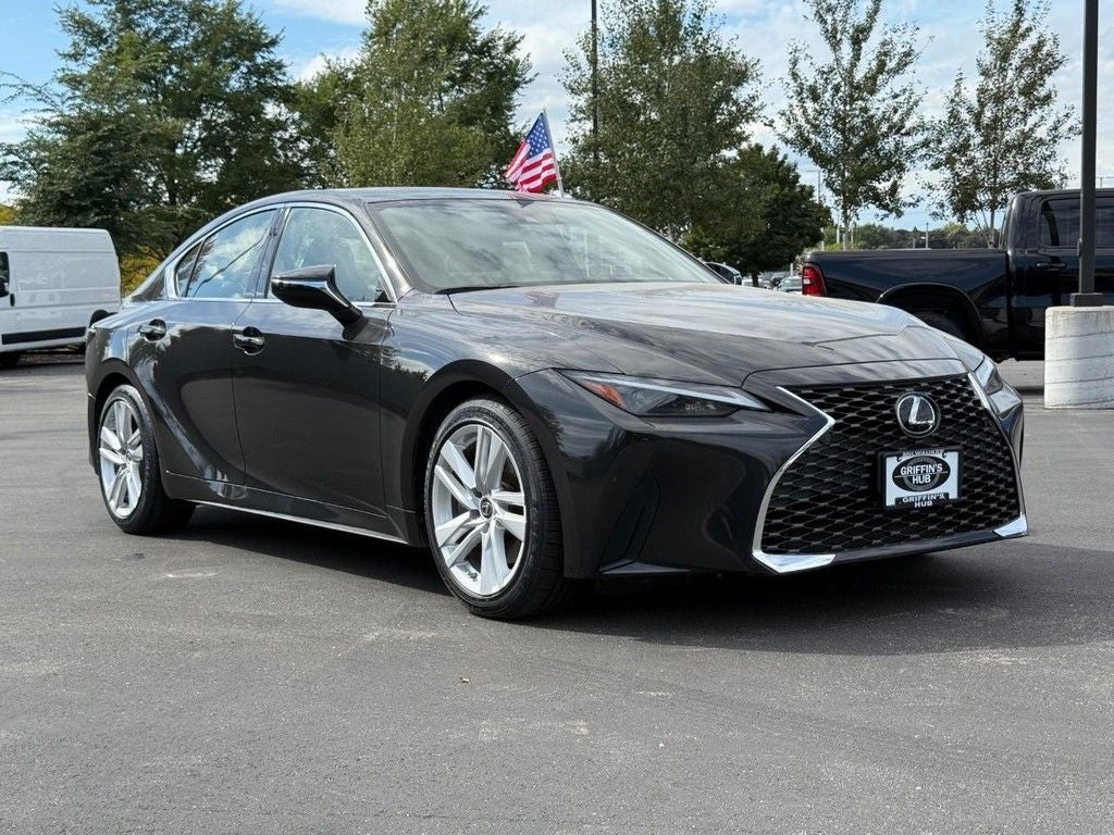 2022 Lexus IS 300