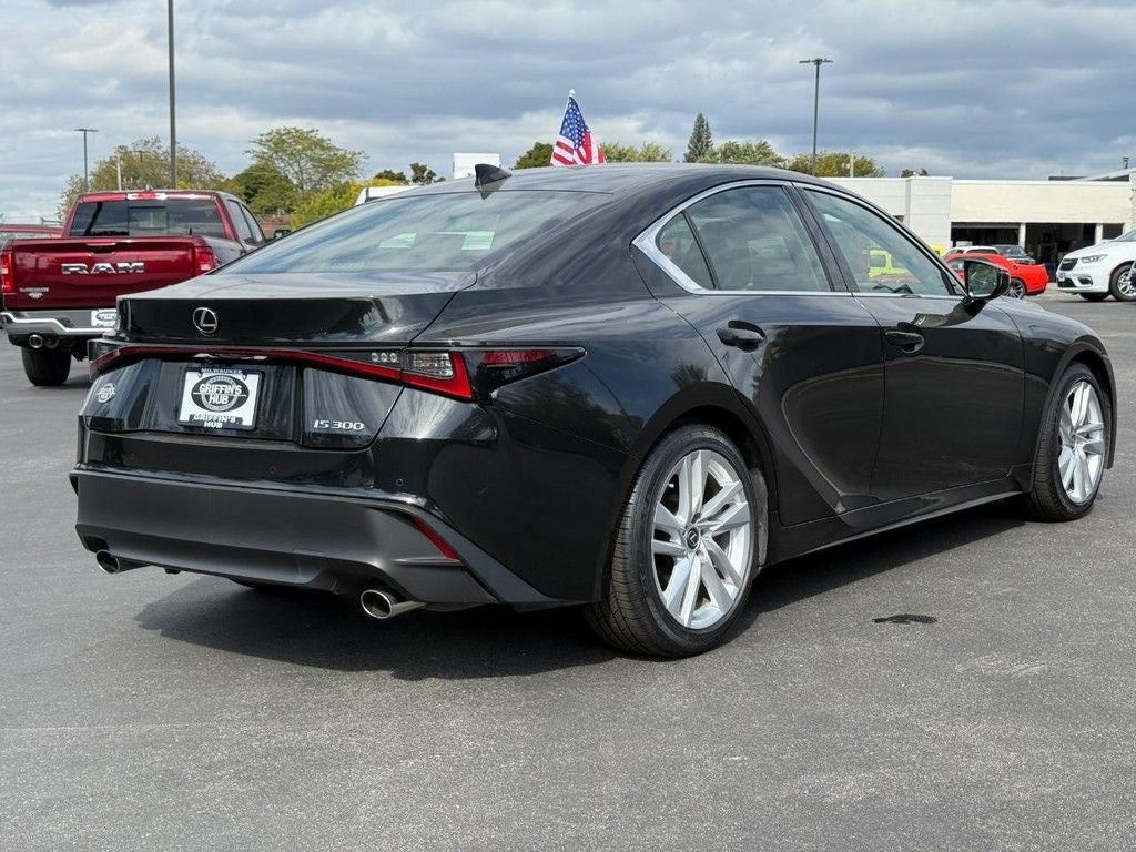 2022 Lexus IS 300