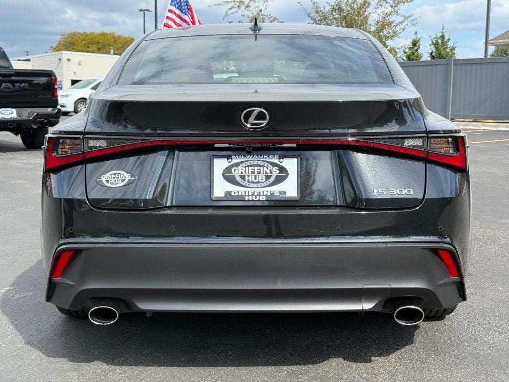 2022 Lexus IS 300