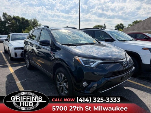 2017 Toyota RAV4 Hybrid XLE NEAR MILWAUKEE WI