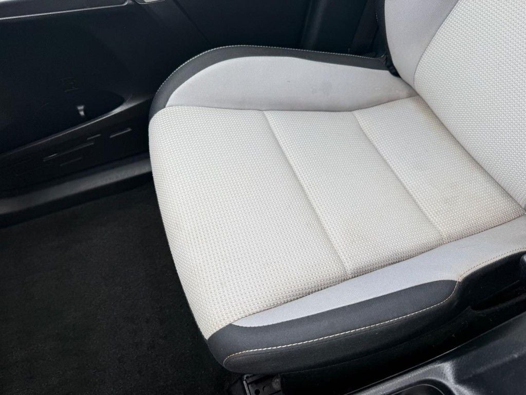 2017 Toyota RAV4 Hybrid XLE NEAR MILWAUKEE WI