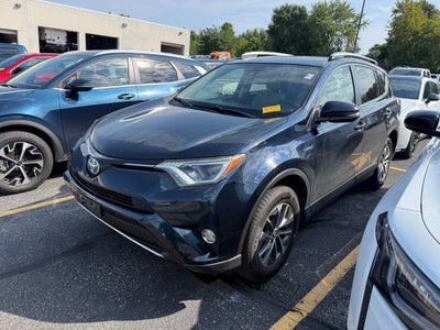 2017 Toyota RAV4 Hybrid XLE NEAR MILWAUKEE WI