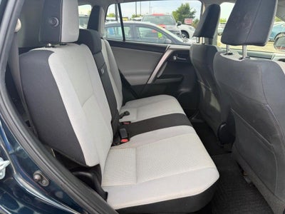 2017 Toyota RAV4 Hybrid XLE NEAR MILWAUKEE WI