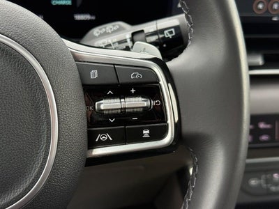 2025 Kia Carnival Hybrid SX