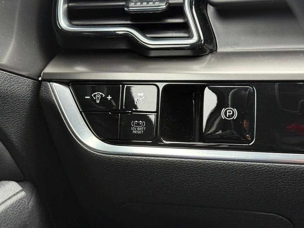 2025 Kia Sportage Hybrid EX NEAR MILWAUKEE WI