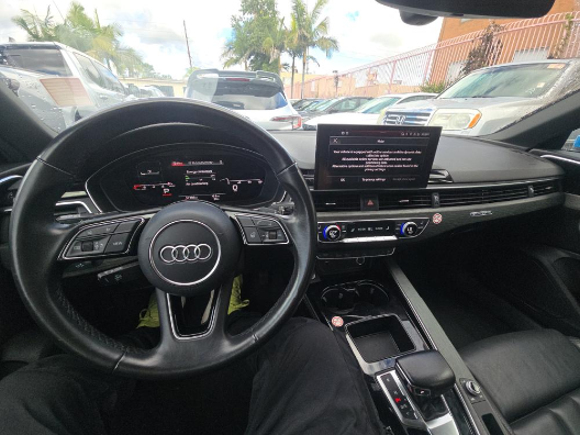 2022 Audi A4 45 S line Premium Plus quattro