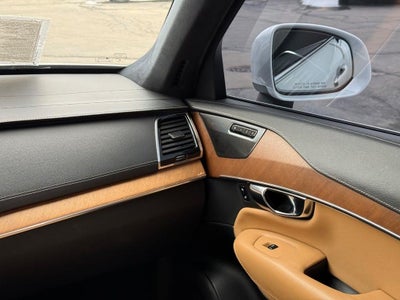 2019 Volvo XC90 T6 Inscription