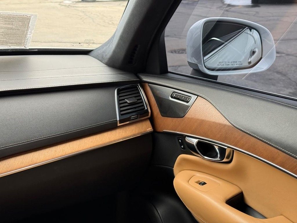 2019 Volvo XC90 T6 Inscription