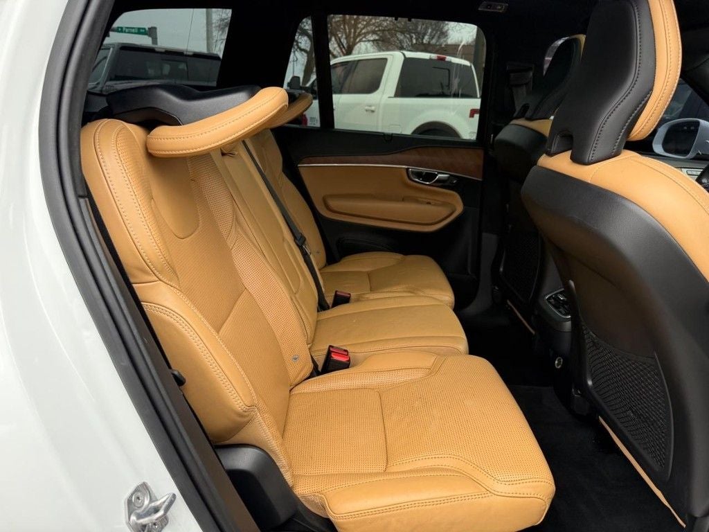 2019 Volvo XC90 T6 Inscription