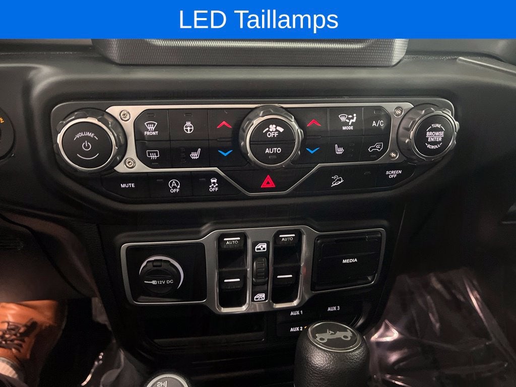 2018 Jeep Wrangler Unlimited Sahara 4WD Near Madison WI