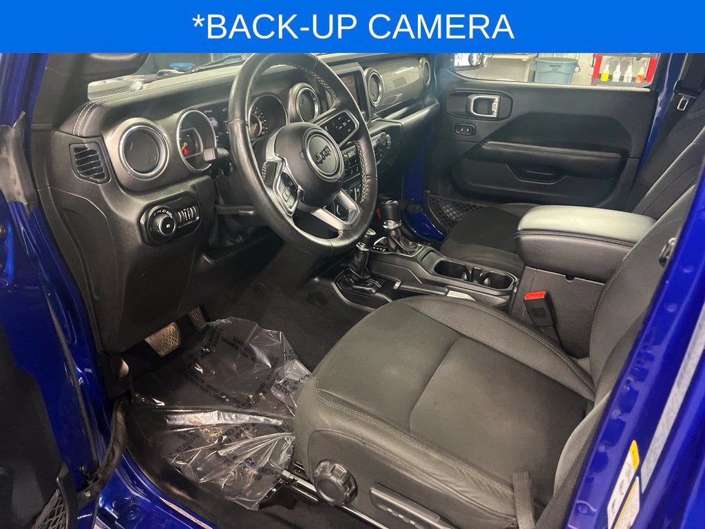 2018 Jeep Wrangler Unlimited Sahara 4WD Near Madison WI