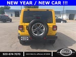 2019 Jeep Wrangler Unlimited Unlimited Sahara ONE TOUCH SKYROOF!!!
