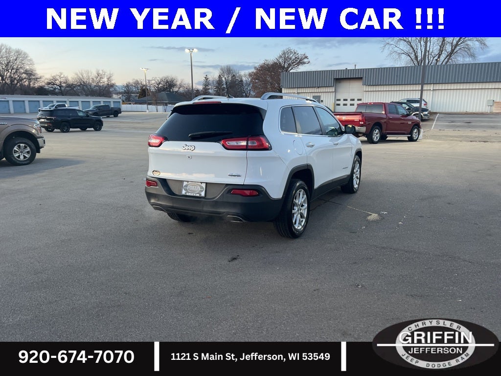 2017 Jeep Cherokee Latitude 3.2L V6 !!!