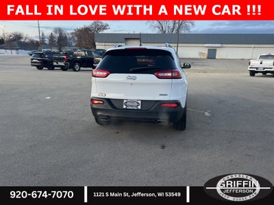 2017 Jeep Cherokee Latitude 3.2L V6 !!!