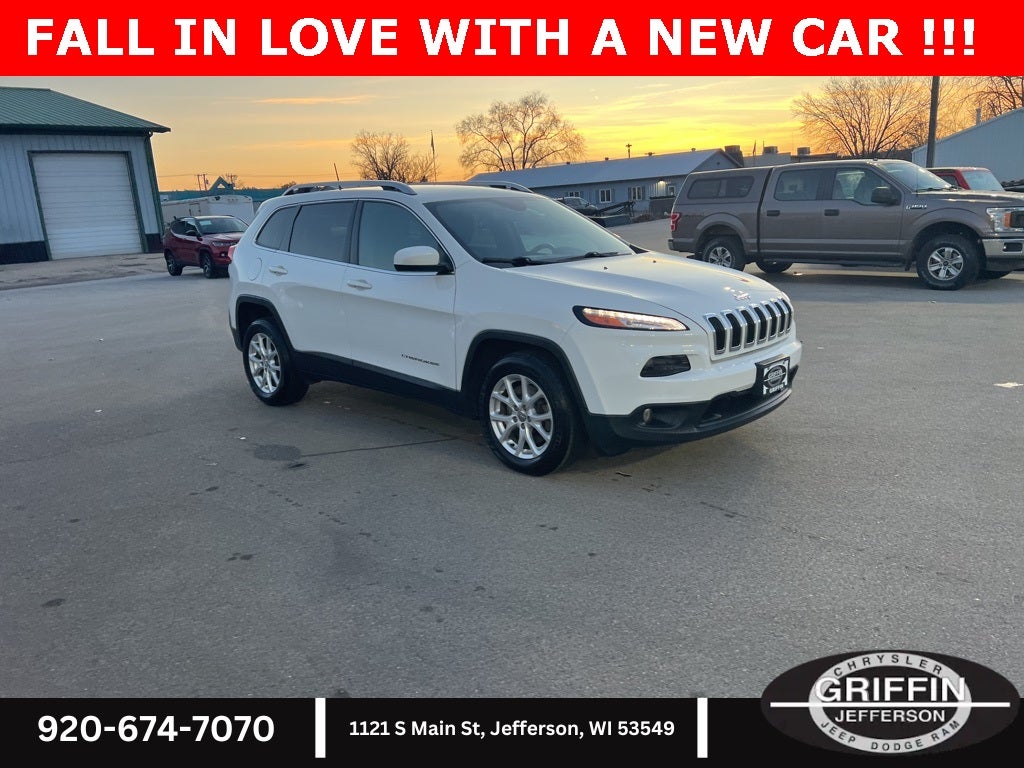 2017 Jeep Cherokee Latitude 3.2L V6 !!!