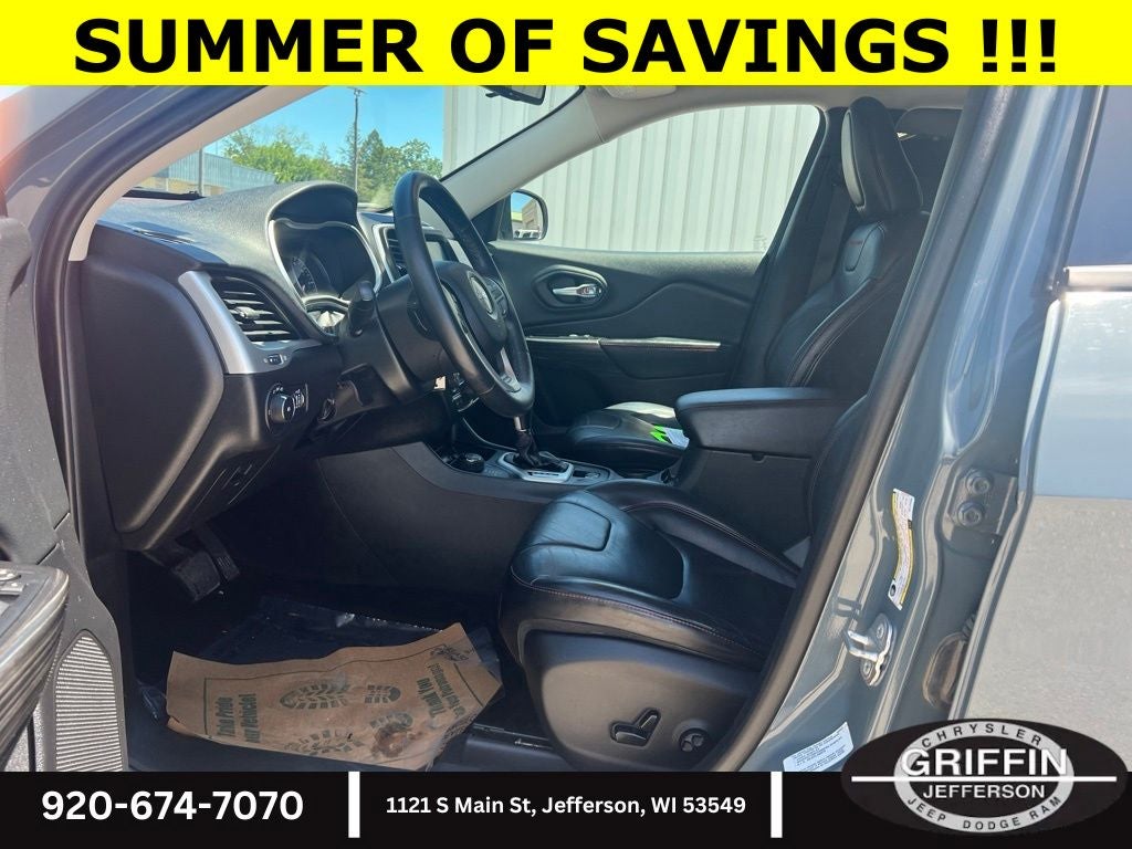 2014 Jeep Cherokee Trailhawk 4WD !!!