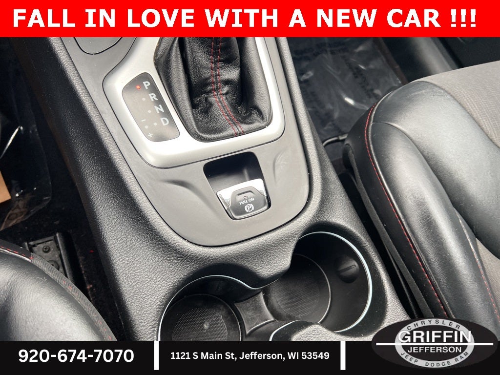 2017 Jeep Cherokee Trailhawk 3.2L V6 !!!