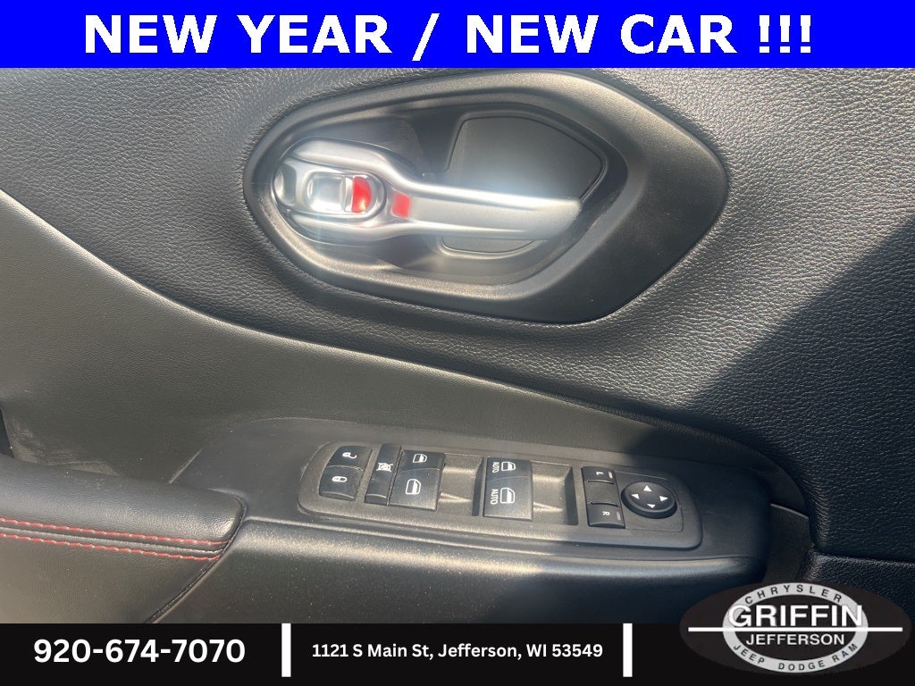 2022 Jeep Cherokee Trailhawk 4WD V6 !!!