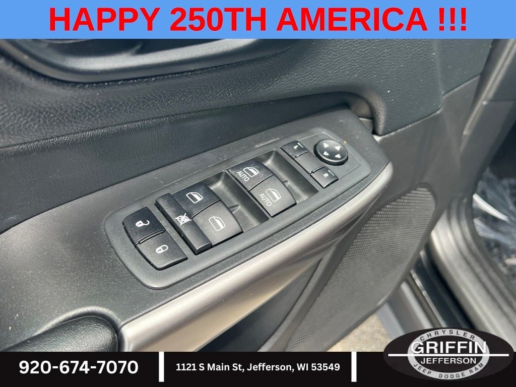 2021 Jeep Cherokee Latitude Lux V6 !!!
