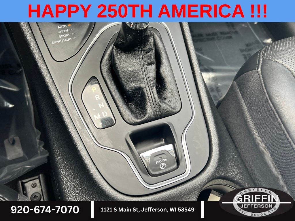 2021 Jeep Cherokee Latitude Lux V6 !!!